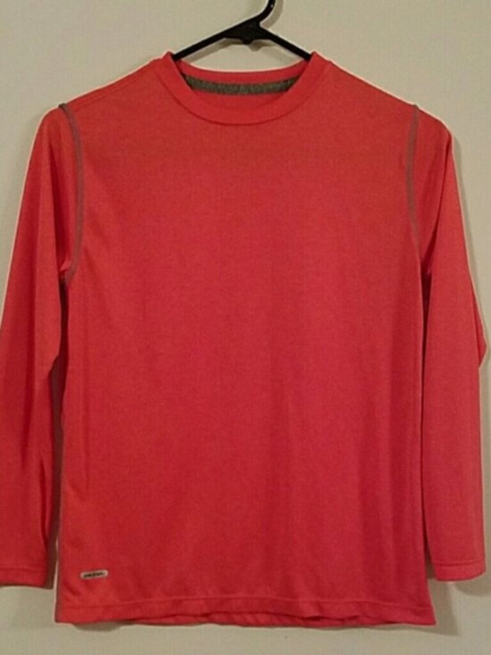 Long sleeve t-shirt